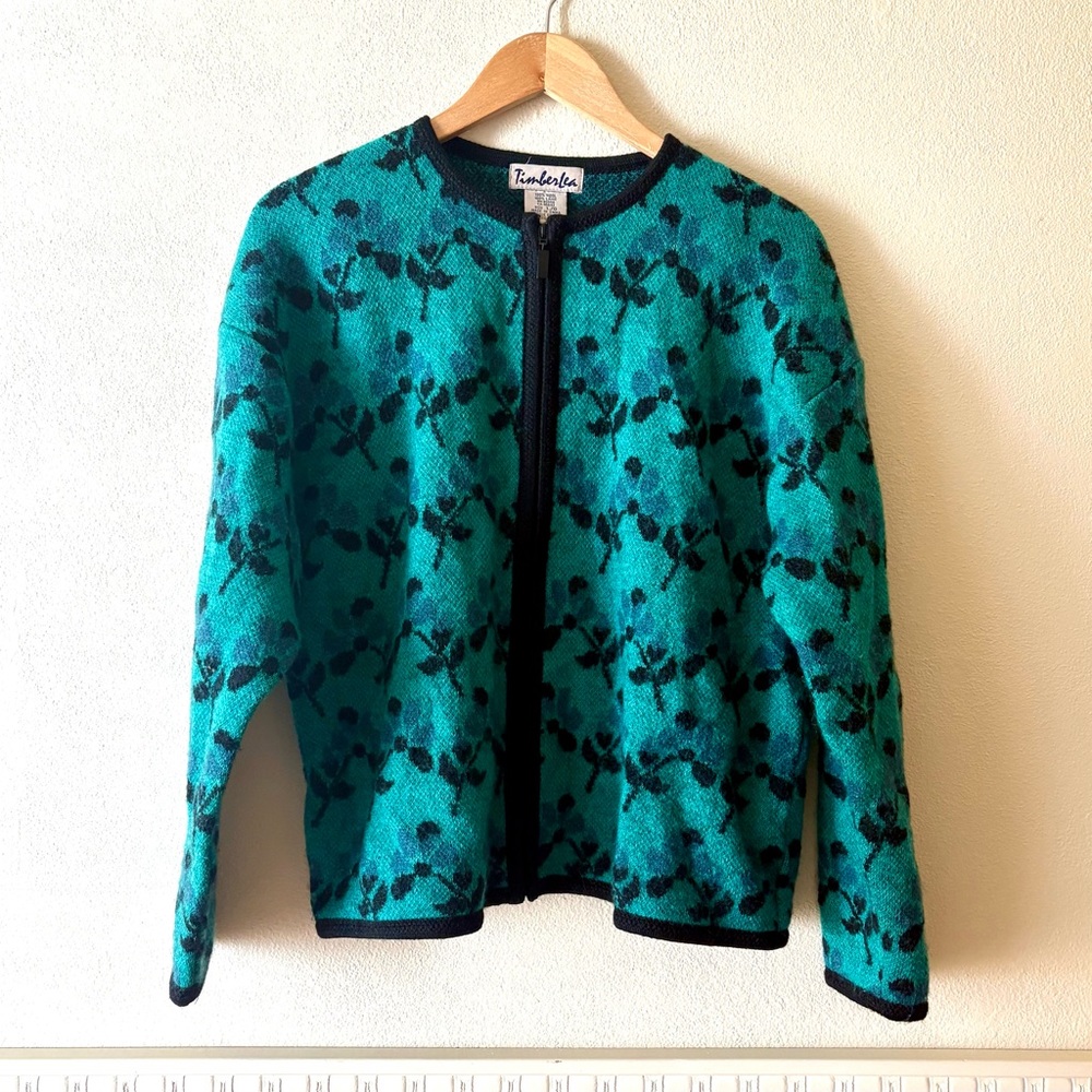 Vintage Timberlea 100% Wool Zip Front Green & Black Floral Cardigan Sweatee